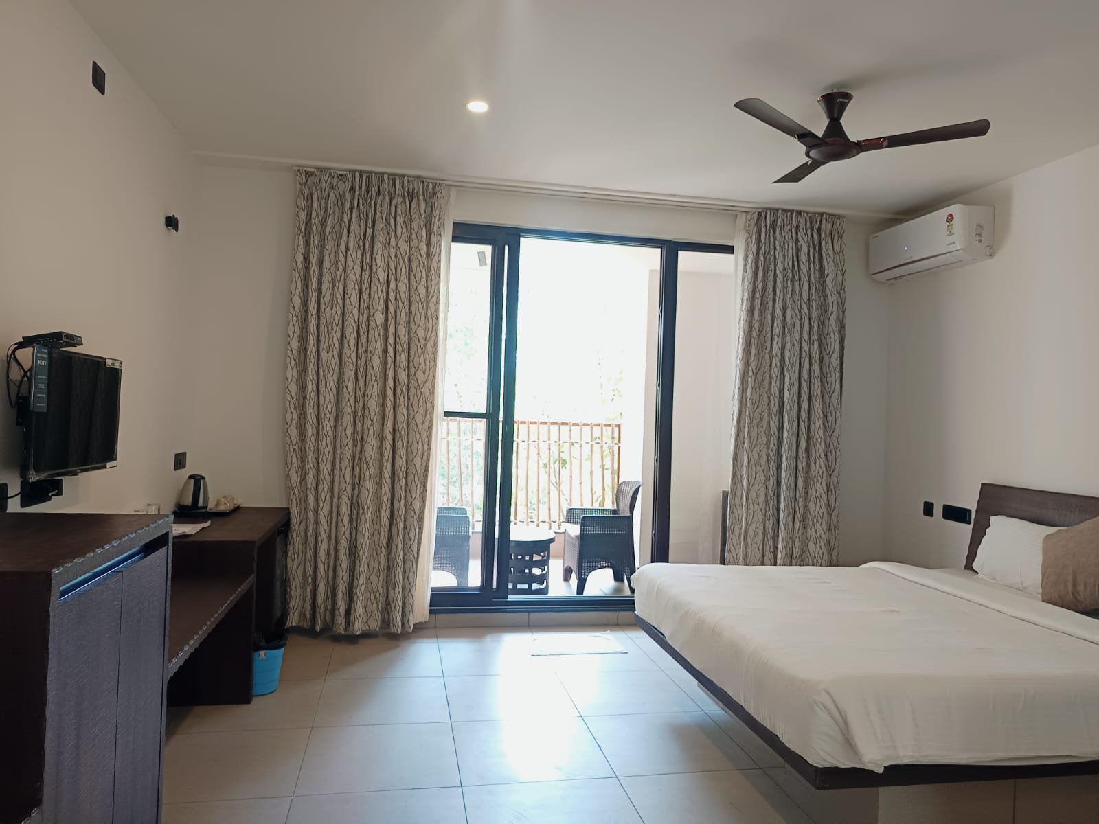 luxury resort rooms near Bangalore